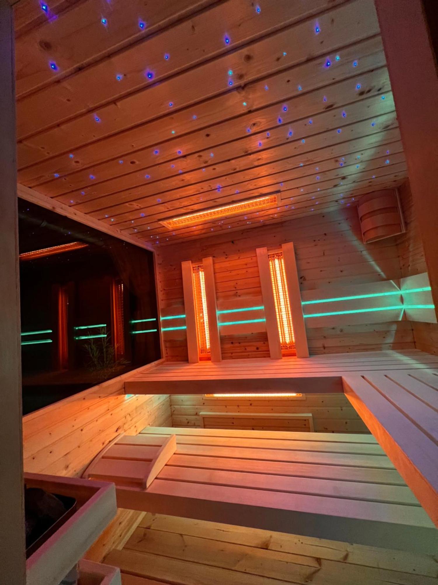 Arany Vendeghaz Villa ซาร์วาช ภายนอก รูปภาพ