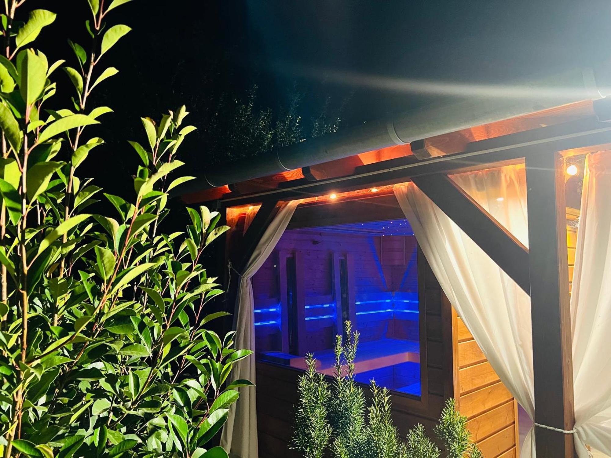 Arany Vendeghaz Villa ซาร์วาช ภายนอก รูปภาพ
